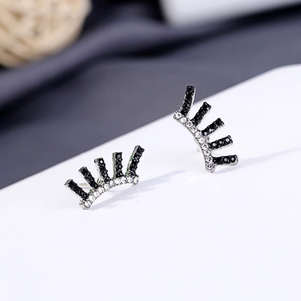 🛍 Pop Eyelash Small Stud Earrings Rhinestone New